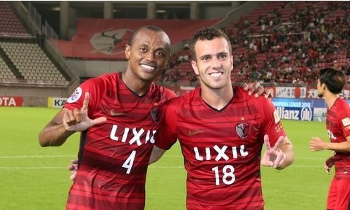 セルジーニョとレオシルバ2018ACL天津戦1leg試合後.jpg