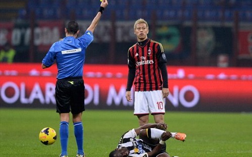 本田2014コパイタリア準々決勝イエロー.jpg