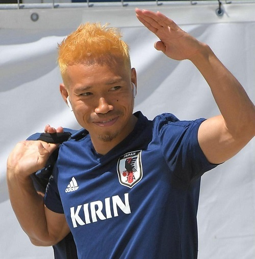 長友金髪.jpg