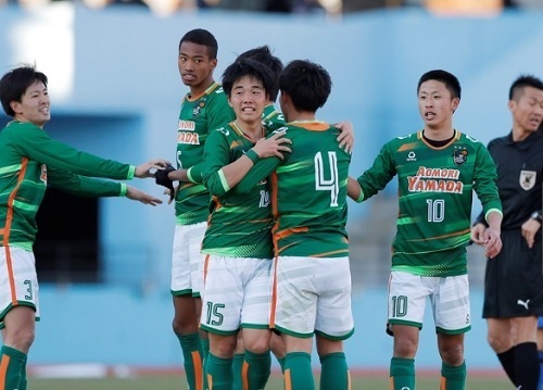 青森山田2019選手権大津戦勝利.jpg