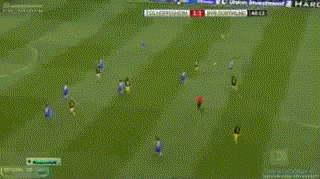 香川決定機はずす2015第31節.gif