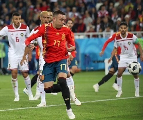 アスパスW杯モロッコ戦ヒール弾.jpg