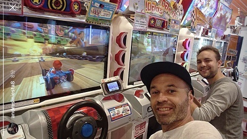 イニエスタマリオカート.jpg
