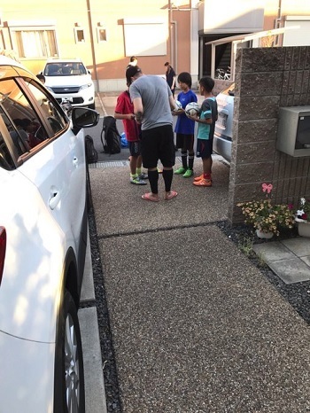 エスクデロ小学生サイン.jpg