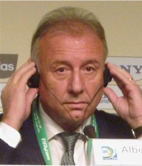 ザック監督コンフェデ前記者会見.jpg