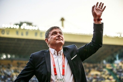 ストイコビッチ広州富力監督2019.jpg
