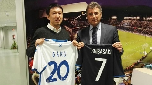 テネリフェフロントと日本代表マネージャー.jpg