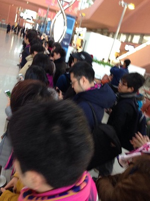 フォルラン関空入り08.jpg