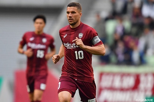 ポドルスキ神戸2019.jpg