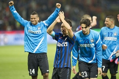 ラノッキア2012ミラノダービー長友.jpg