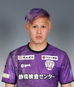 中島藤枝.jpg