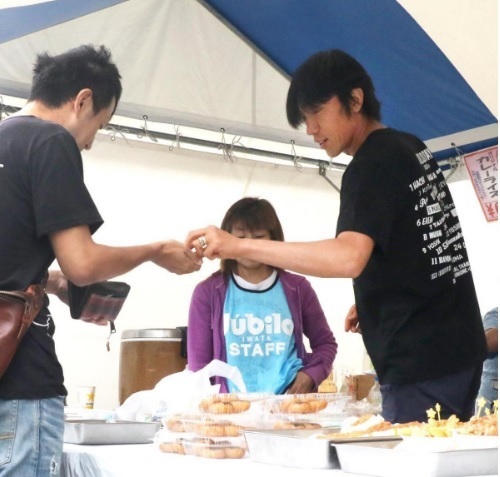 中村俊輔売り子.jpg