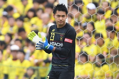 中村航輔.jpg