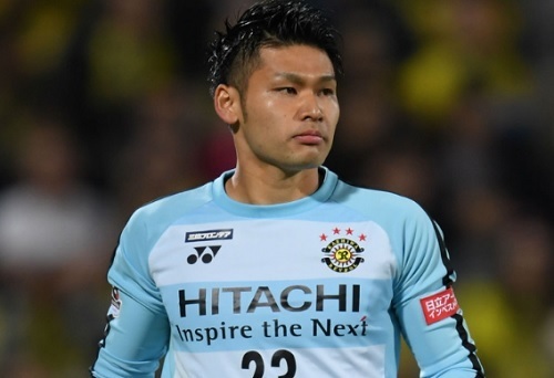 中村航輔柏.jpg