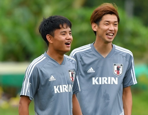 久保と大迫ミャンマー戦練習.jpg