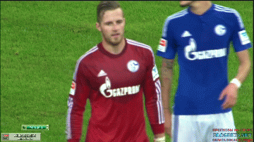 内田2014第10節アシスト後01.gif