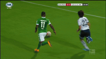 内田2014第5節スライディング.gif