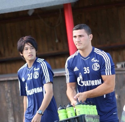内田とコラシナツ.jpg