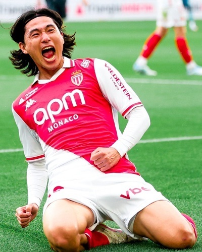 南野24-25第29節ゴール.jpg