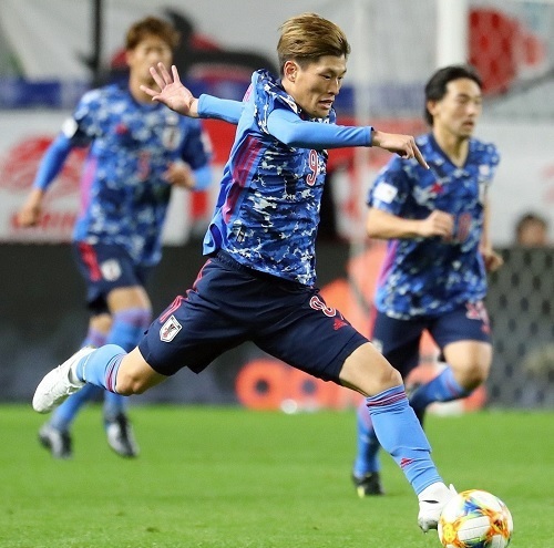 古橋2019ベネズエラ戦ドリブル.jpg