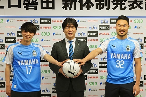 名波監督新体制会見.jpg