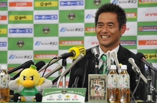 川口引退会見.jpg