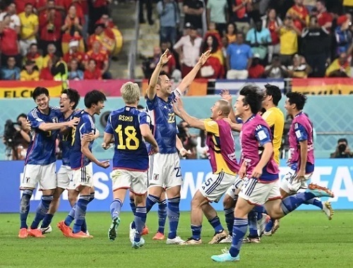 日本代表スペイン戦勝利.jpg