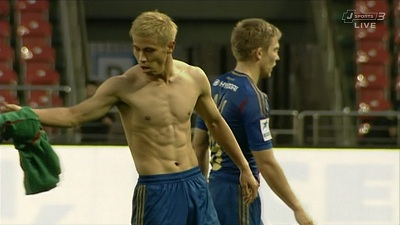 本田2012第13節ユニ交換.jpg