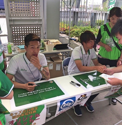 東京V小林サイン会.jpg