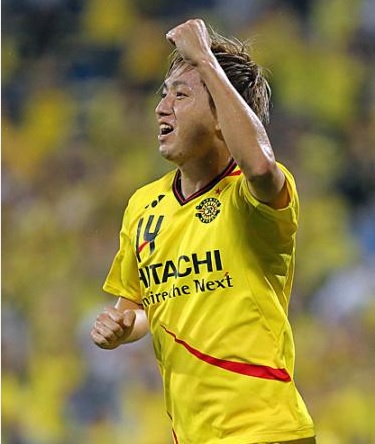 狩野健太2013第23節ゴール.jpg
