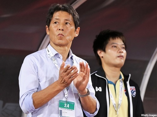 西野監督2019UAE戦タイ代表.jpg