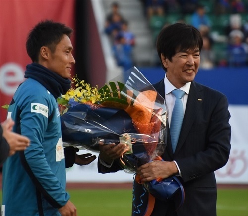 高田社長退任式.jpg