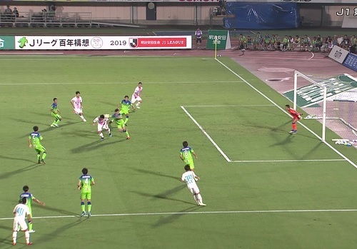 鳥栖2019第23節オンサイド判定.jpg